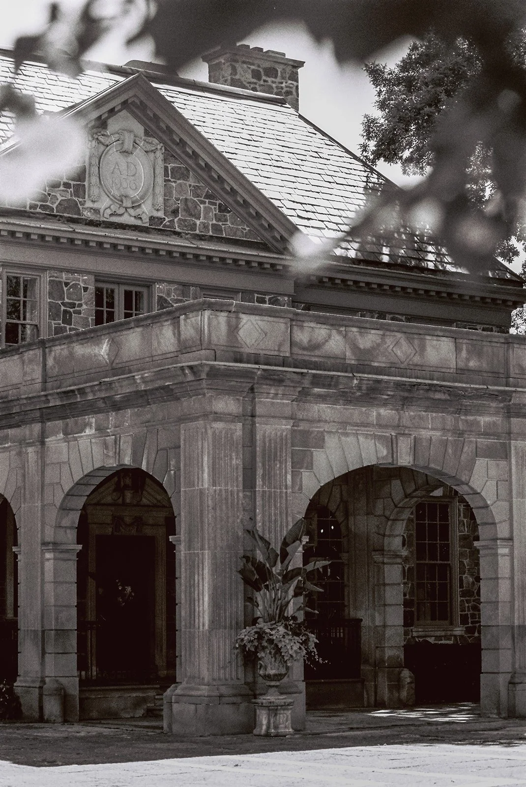 22-0901-DanijelaWeddings-DanijelaGorley-GraydonHall-AmalkaMitch-wedding-002.JPG