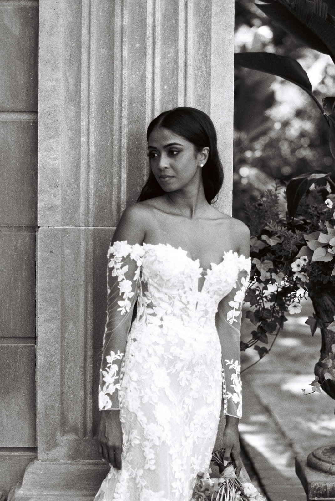 22-0901-DanijelaWeddings-DanijelaGorley-GraydonHall-AmalkaMitch-wedding-045.JPG