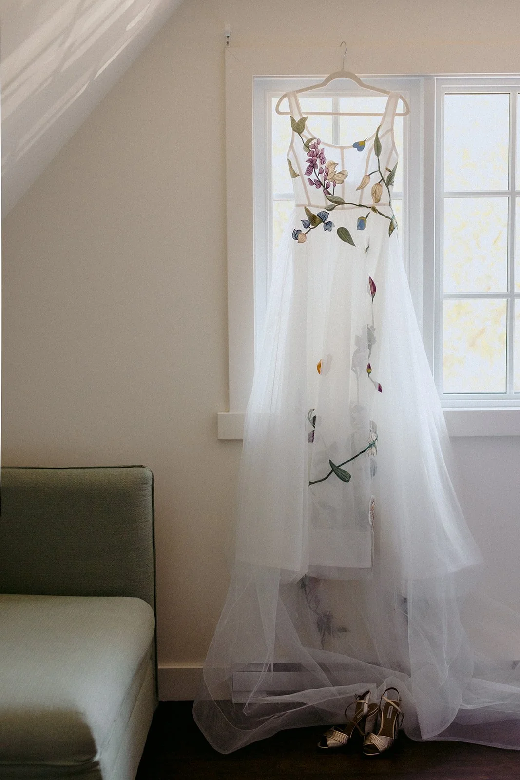 22-0920-DanijelaWeddings-DanijelaGorley-MountBruno-Montreal-EmmaMolsonFredVennat-wedding-014.JPG