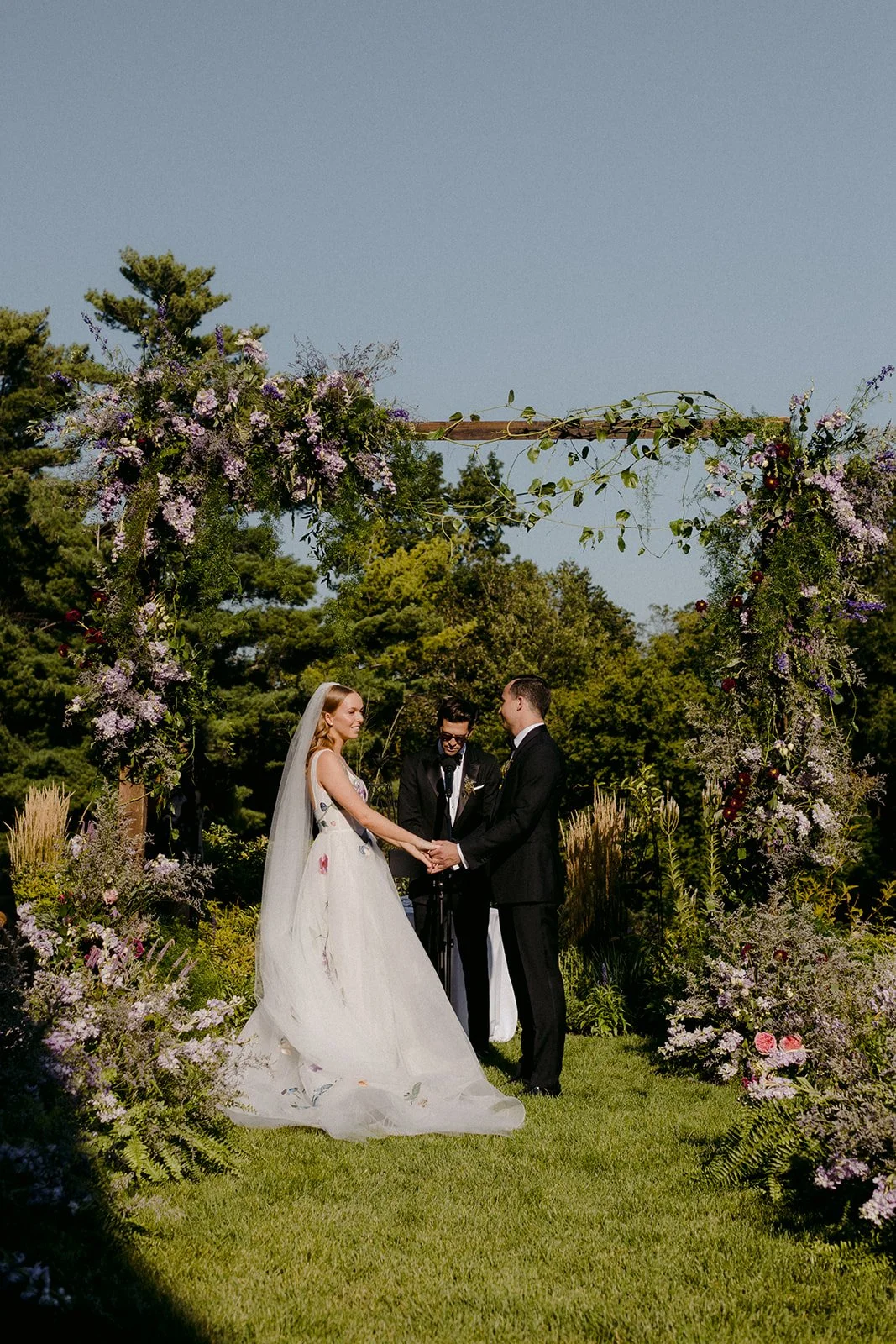 22-0920-DanijelaWeddings-DanijelaGorley-MountBruno-Montreal-EmmaMolsonFredVennat-wedding-069.JPG