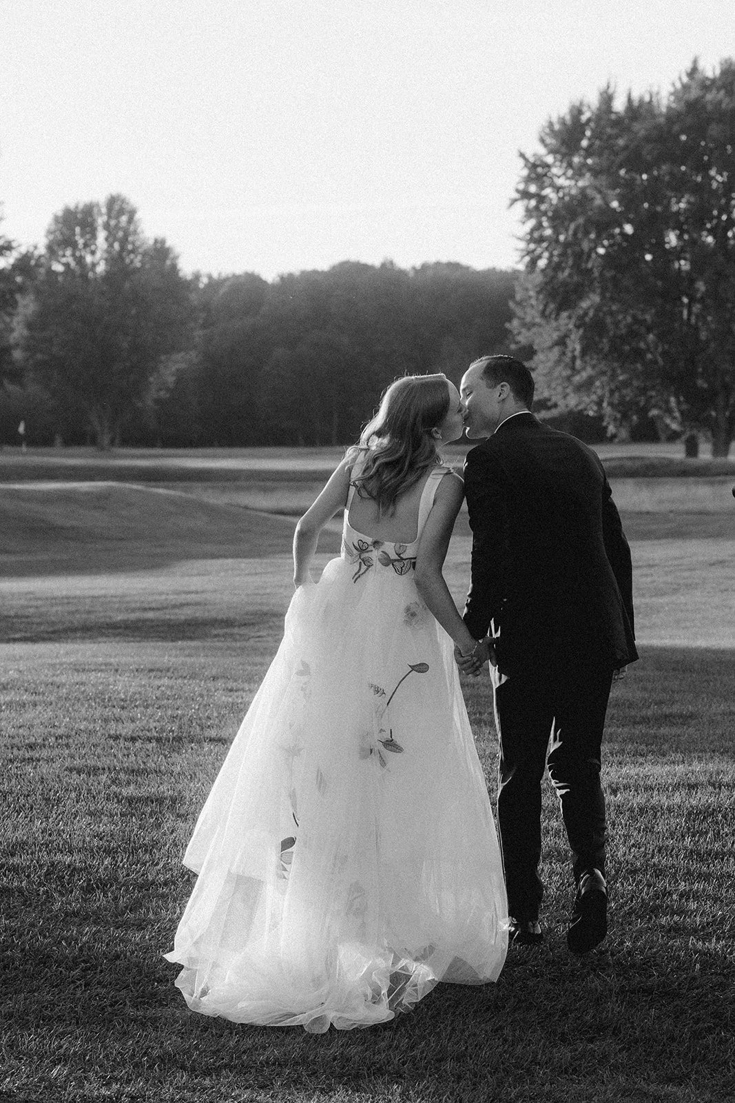 22-0920-DanijelaWeddings-DanijelaGorley-MountBruno-Montreal-EmmaMolsonFredVennat-wedding-142.JPG