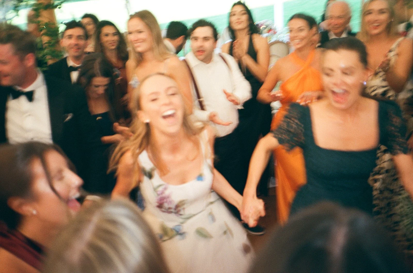22-0920-DanijelaWeddings-DanijelaGorley-MountBruno-Montreal-EmmaMolsonFredVennat-wedding-158.JPG