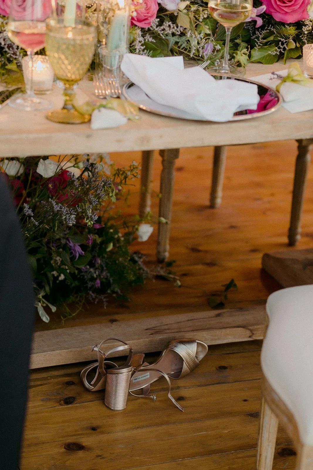 22-0920-DanijelaWeddings-DanijelaGorley-MountBruno-Montreal-EmmaMolsonFredVennat-wedding-170.JPG