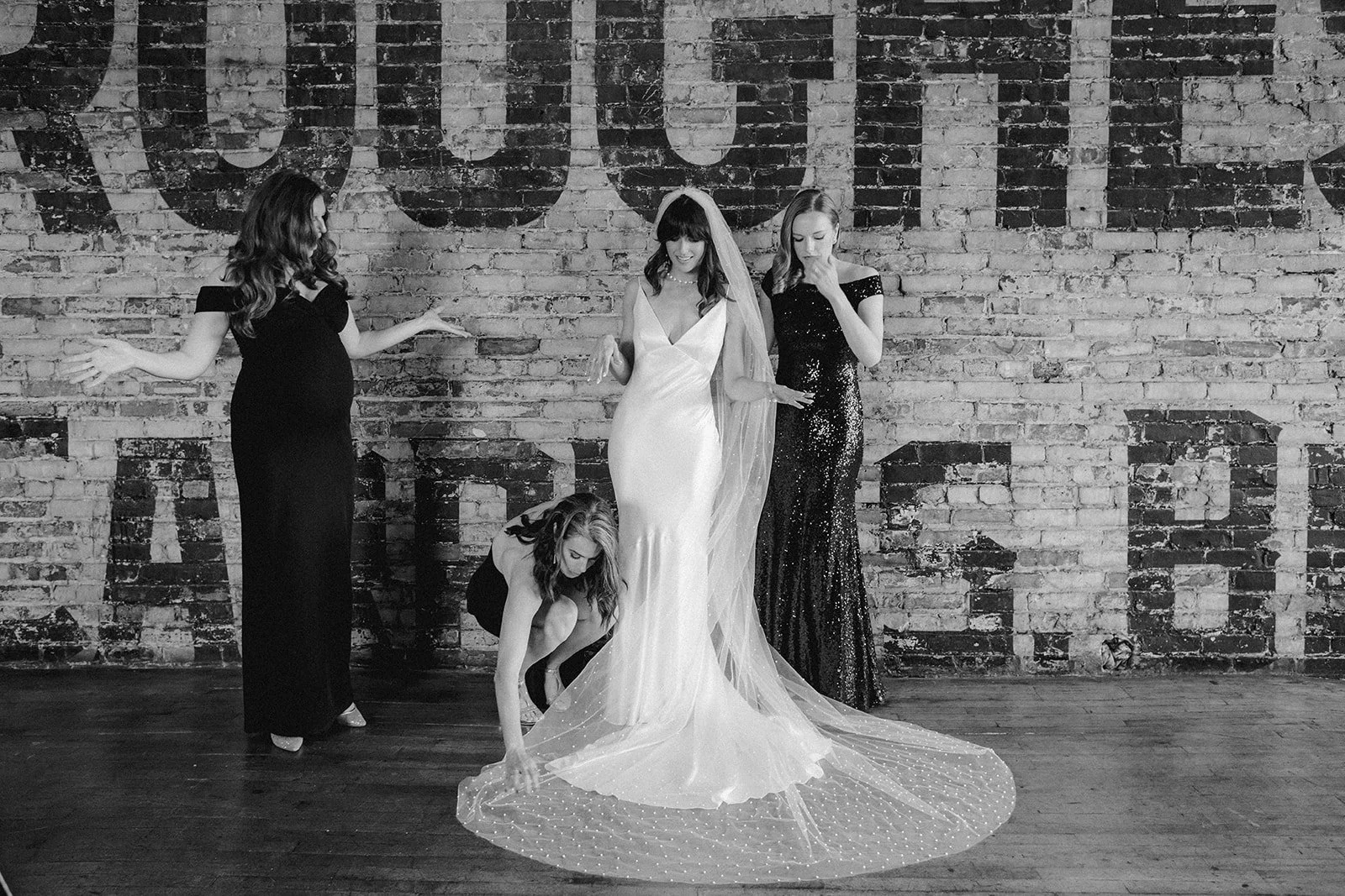 22-0521-DanijelaWeddings-DanijelaGorley-Burroughes-KatieMark-wedding-040.JPG