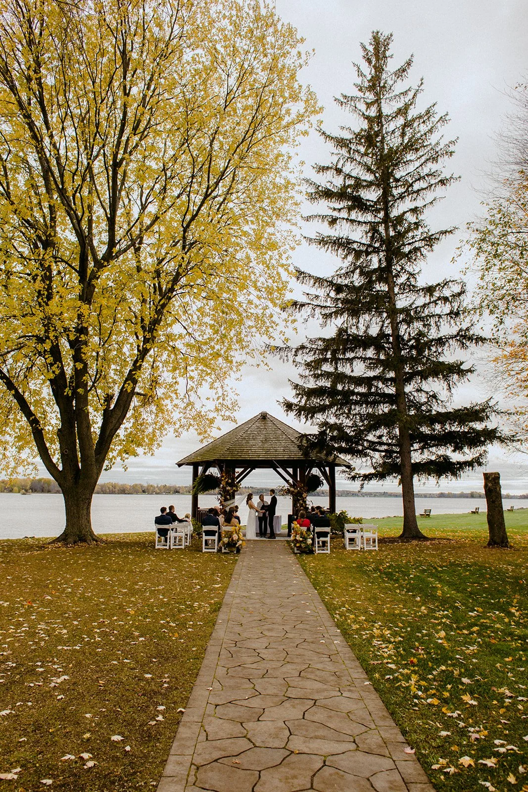 21-1022-DanijelaWeddings-DanijelaGorley-FairmontMontebello-AndreaMitch-wedding-041.JPG