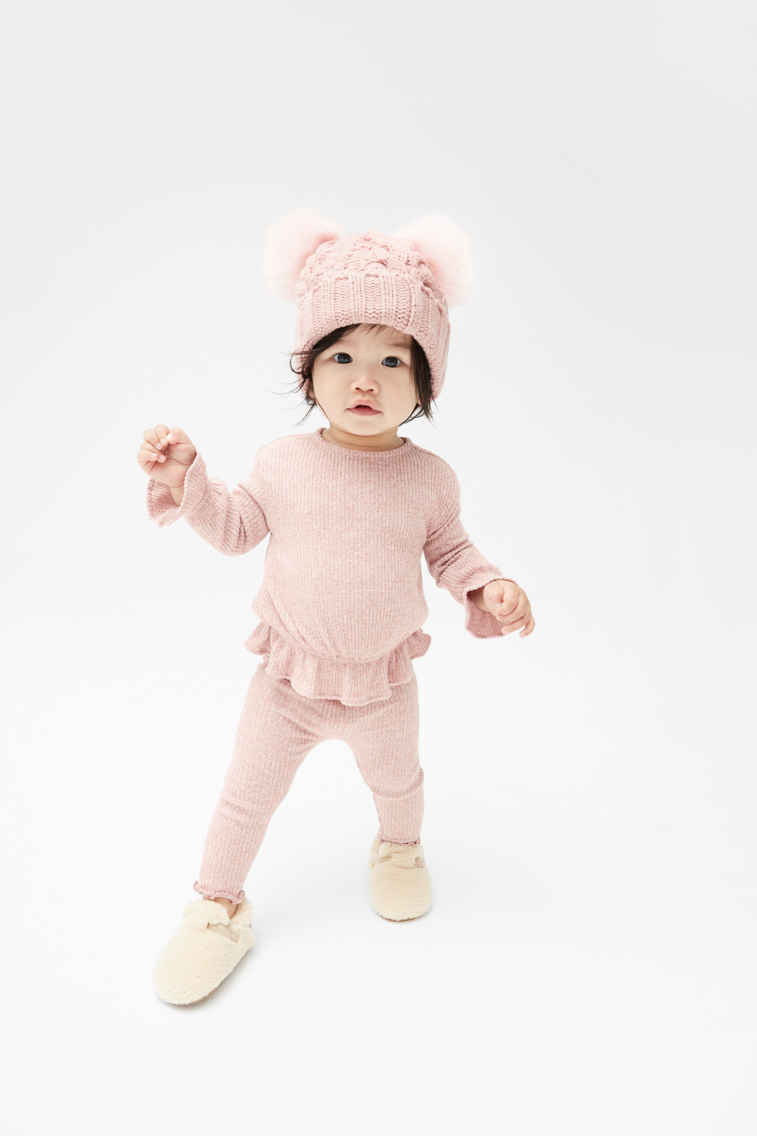 BG08_21_FA1_GOL_OF_FASHION_1_01748_WB copy.jpg