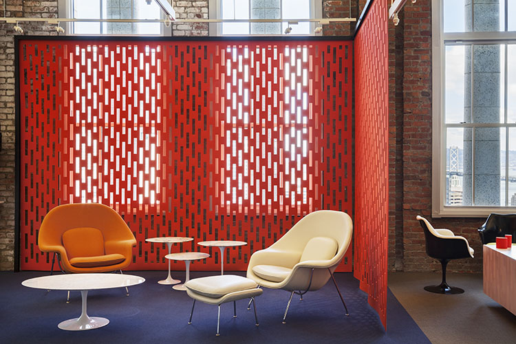 Knoll seating area