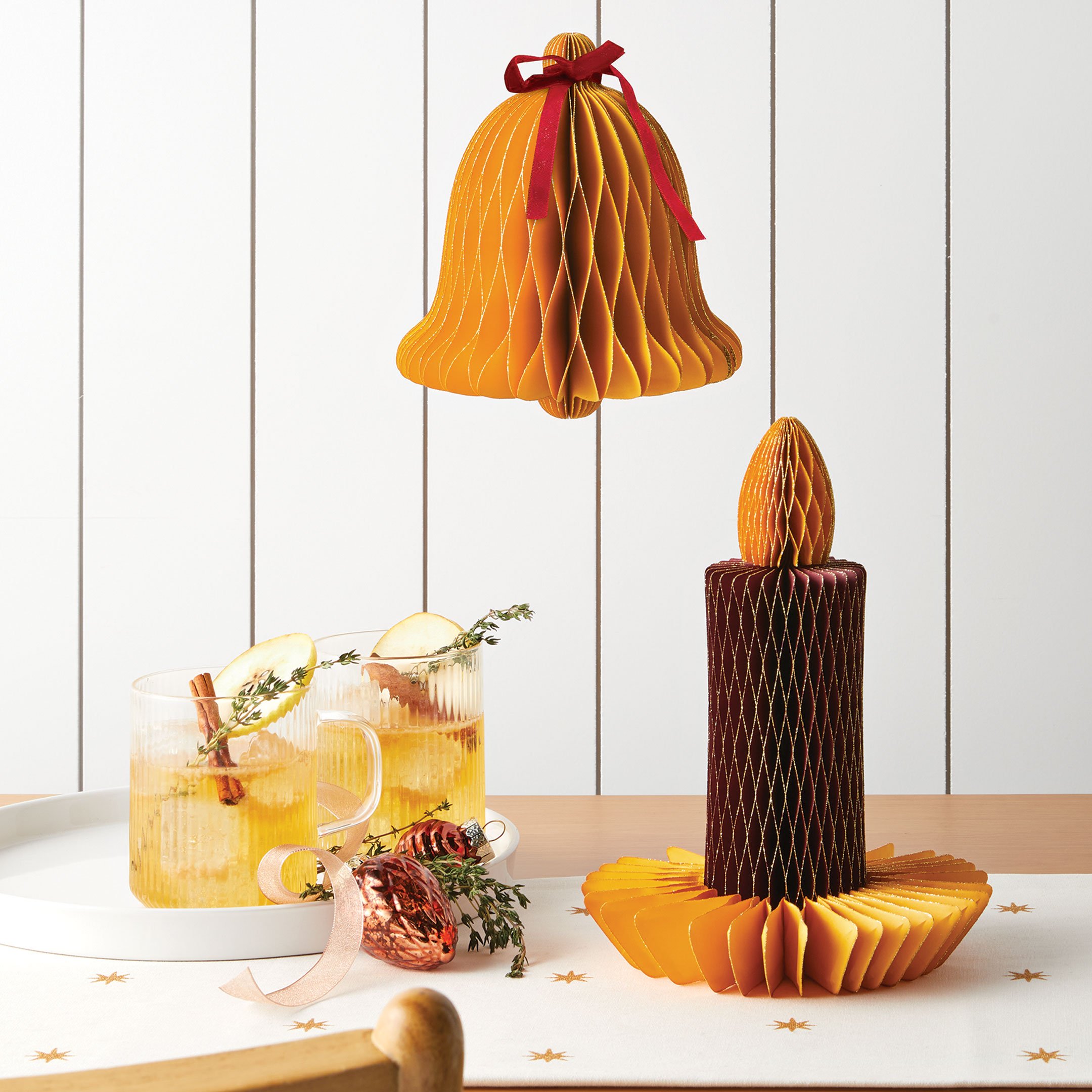 social_product-candlebellhoneycomb.jpg