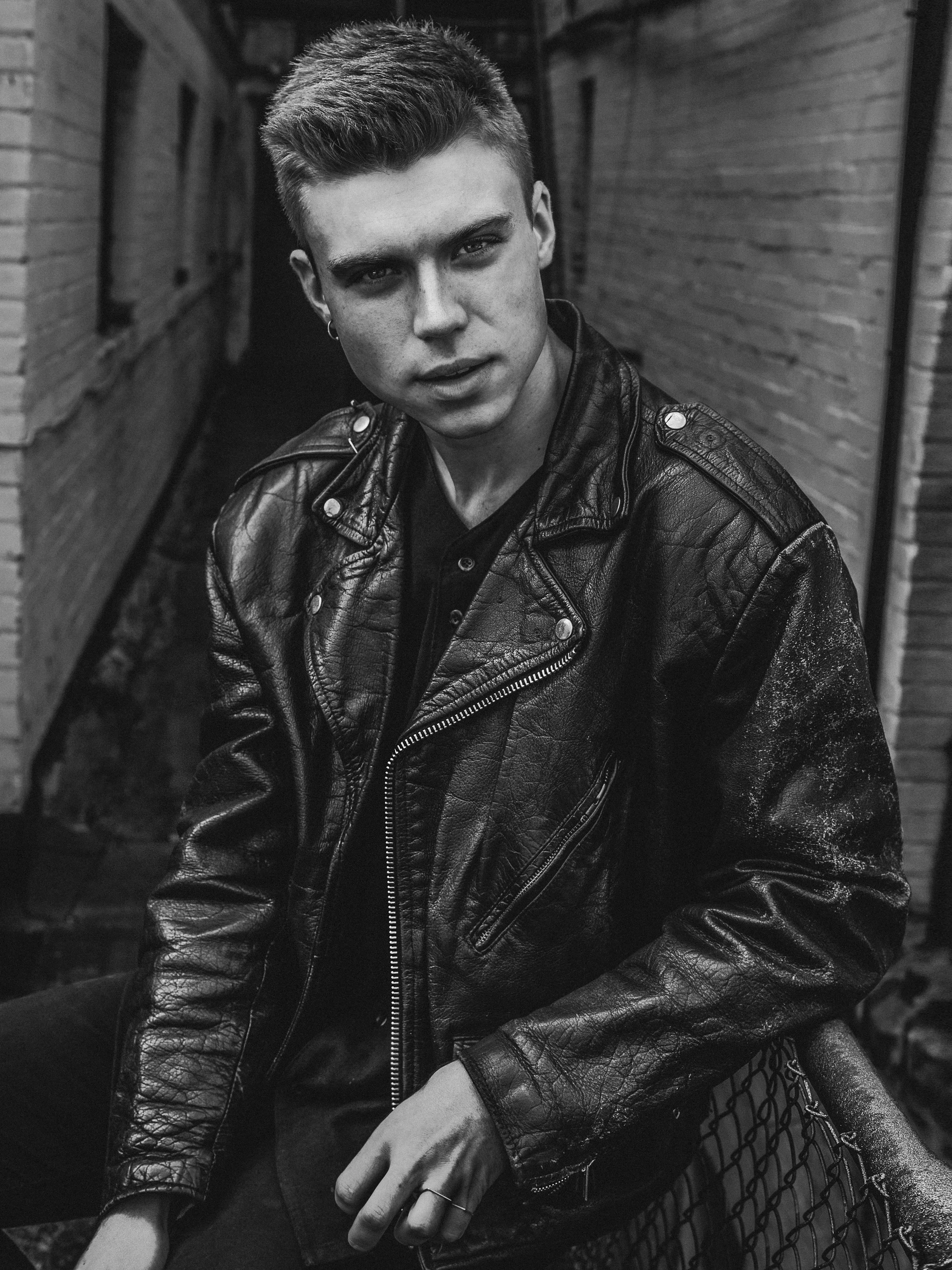  roberto vazquez , toronto fashion photographer 