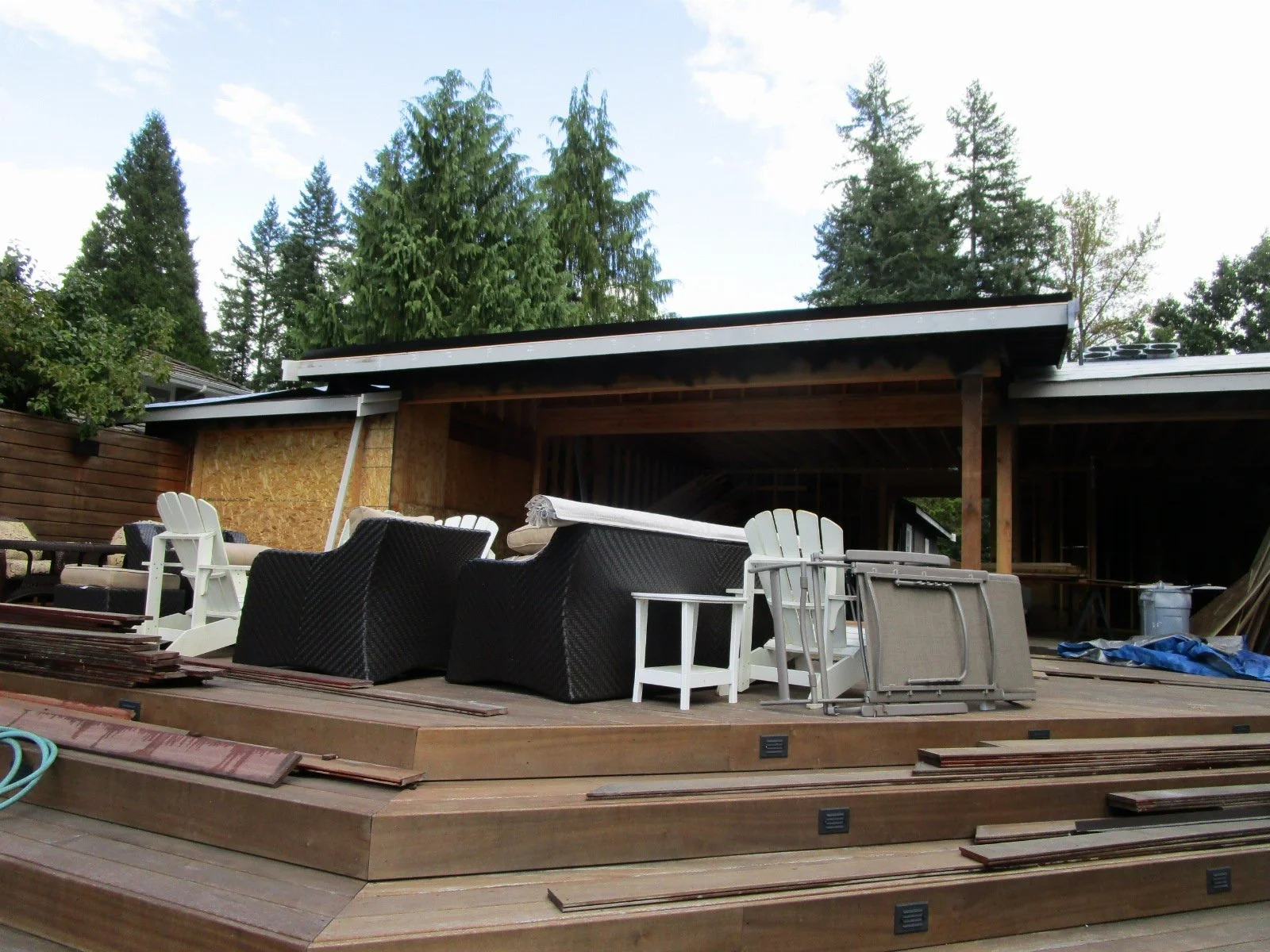 Outdoor cabana roof on.