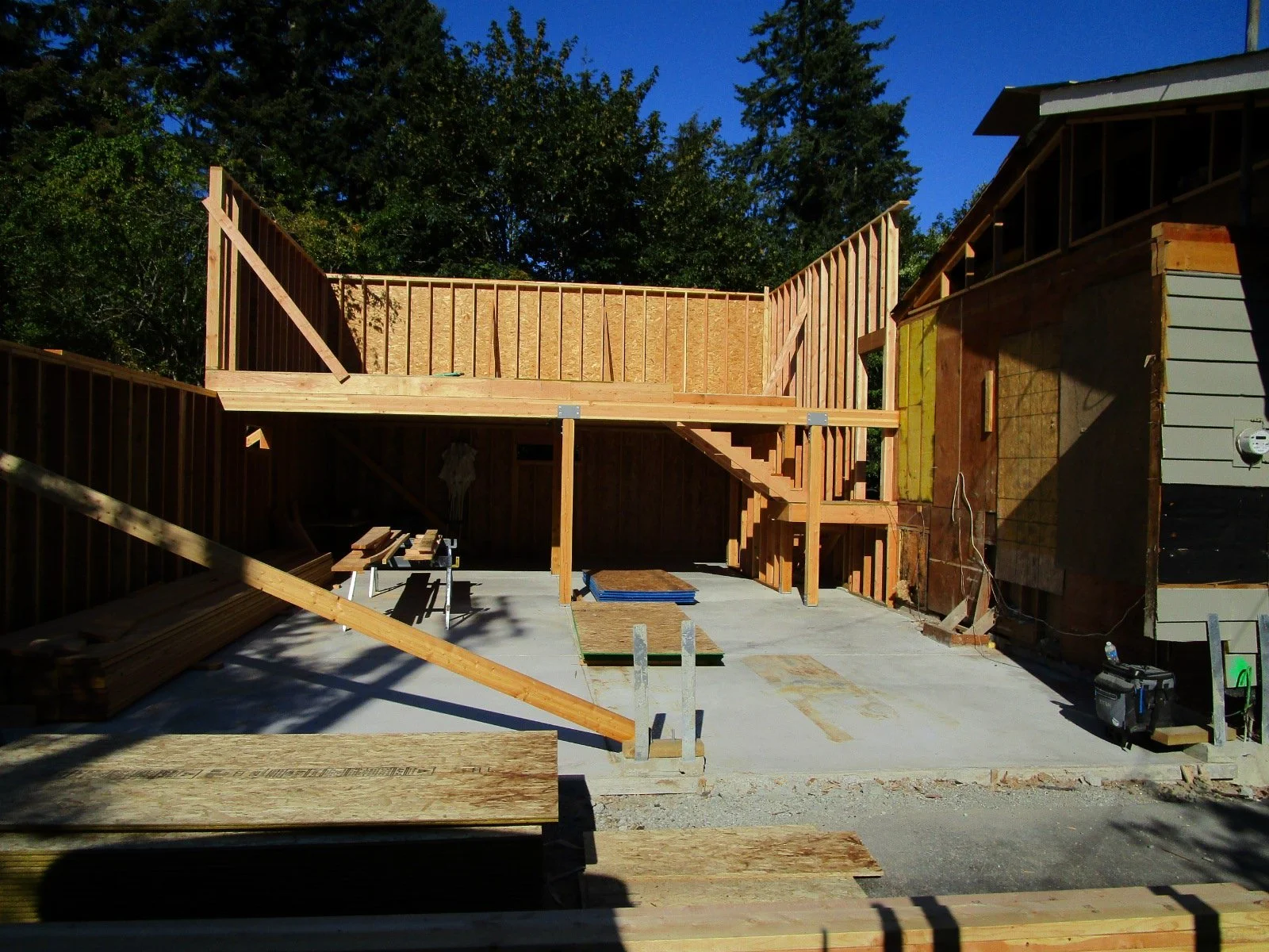 Second floor loft being built.