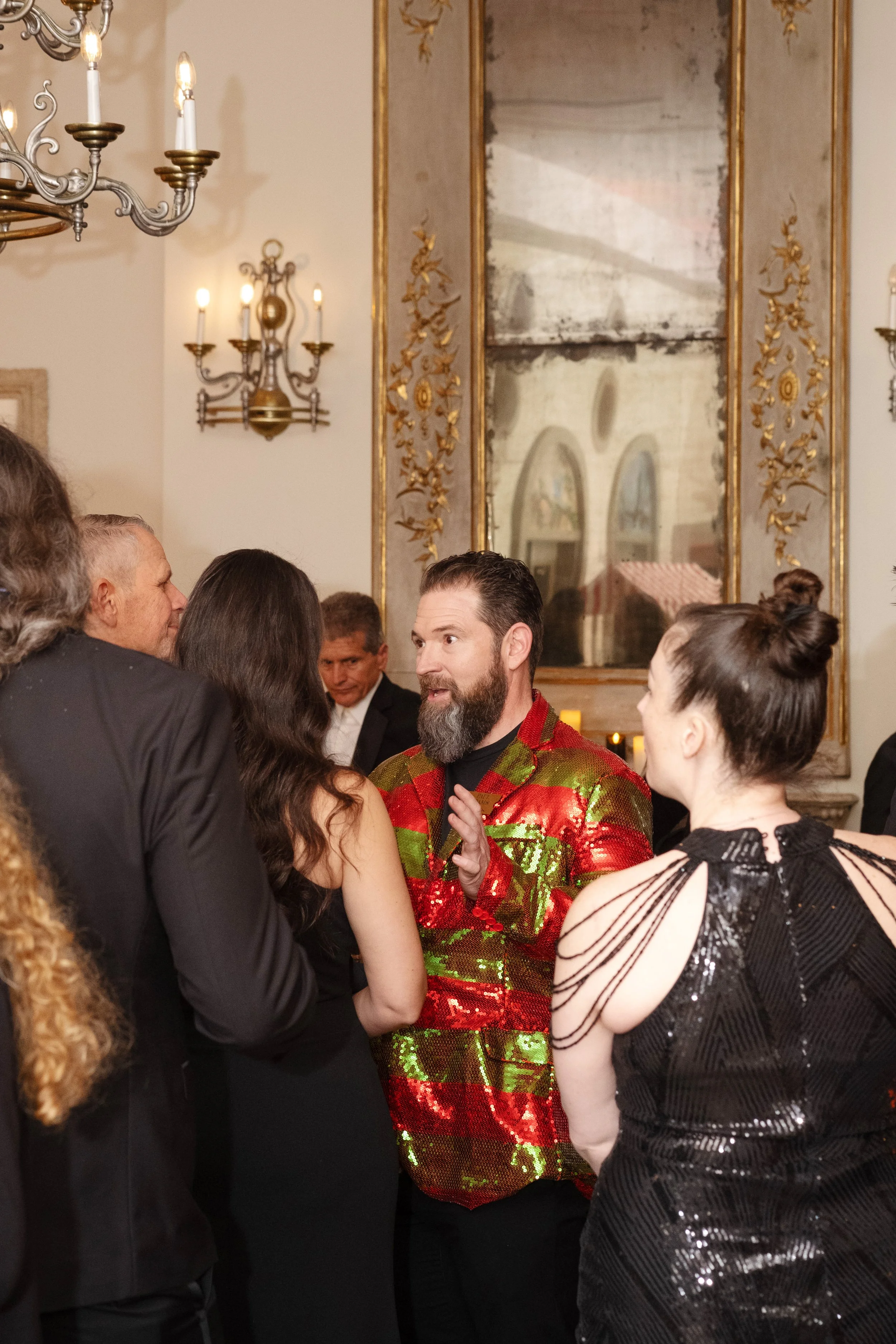 241212-EOHoliday-0199-BarbieHull.jpg