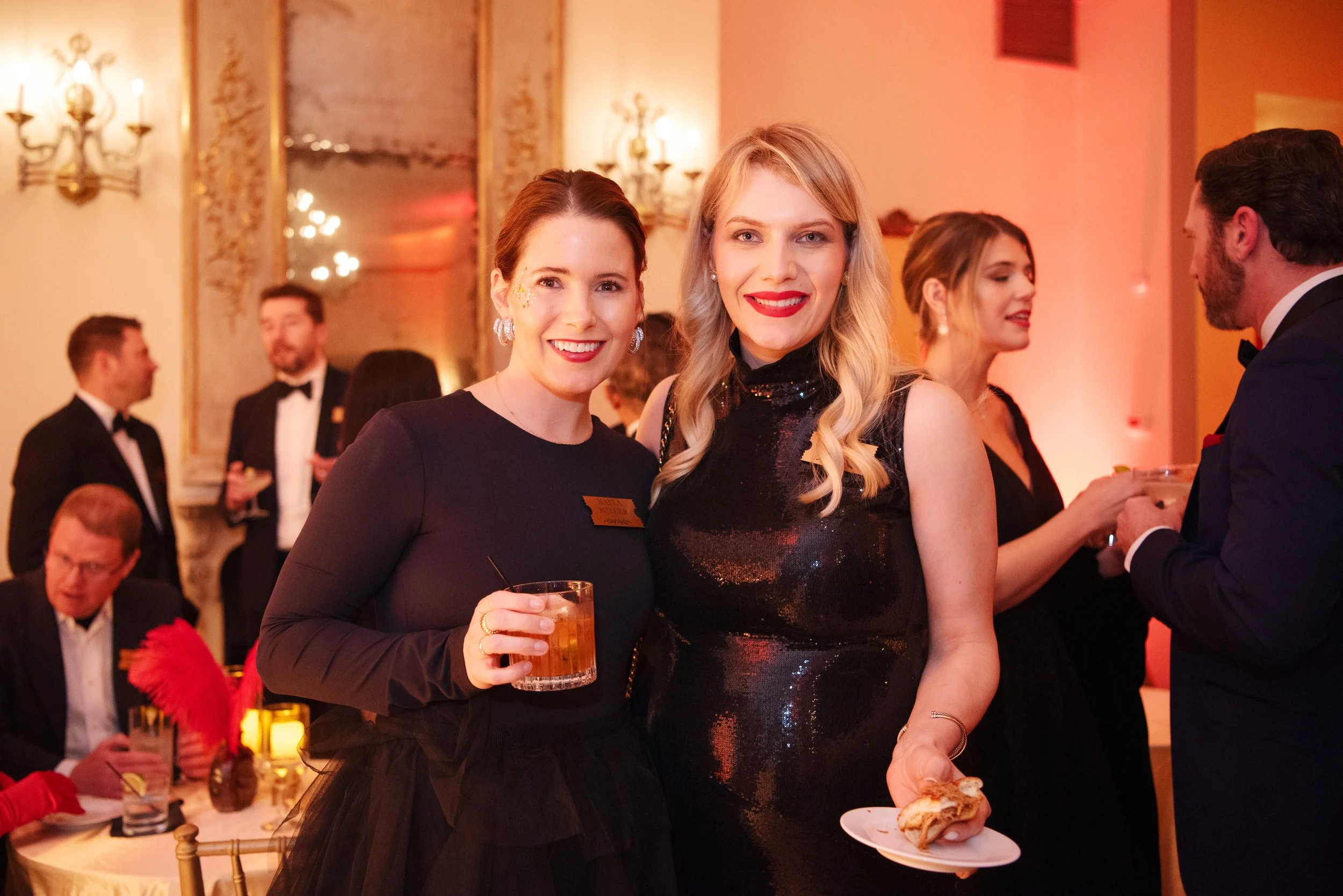 241212-EOHoliday-0307-BarbieHull.jpg