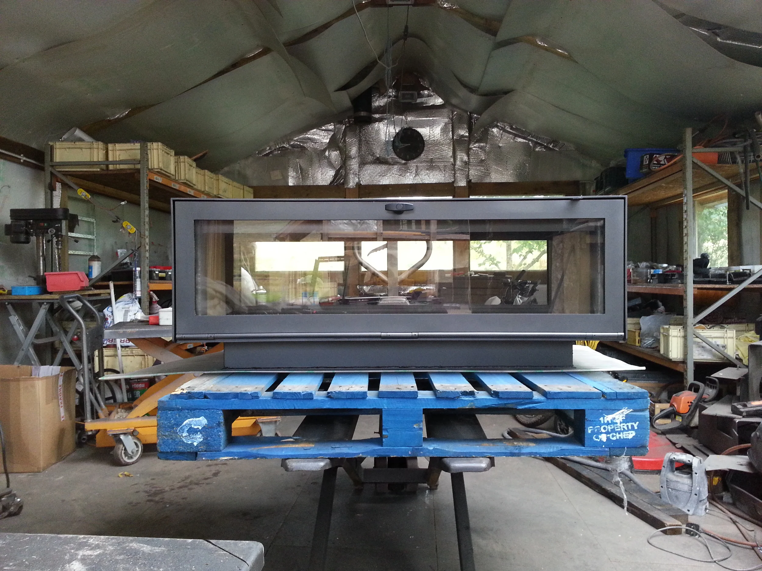 Bespoke inset double-sided stove