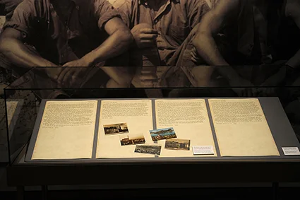 2013 Im Dienste des Friedens in Ausstellung 12.JPG