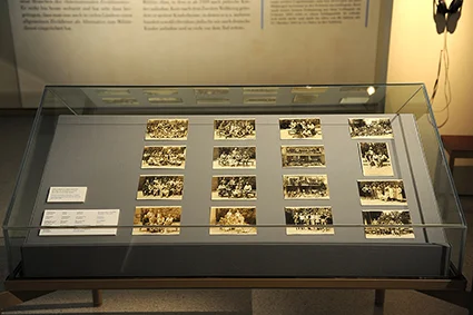 2013 Im Dienste des Friedens in Ausstellung 14.JPG