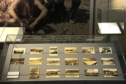 2013 Im Dienste des Friedens in Ausstellung 13.JPG