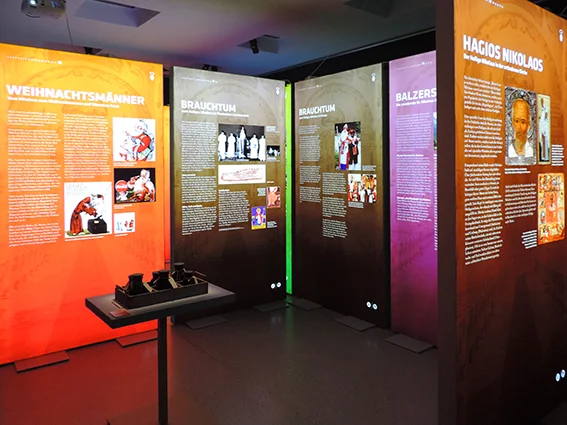 Liechtensteinisches_Landesmuseum_Heiliger_Nikolaus_gschart_014.JPG