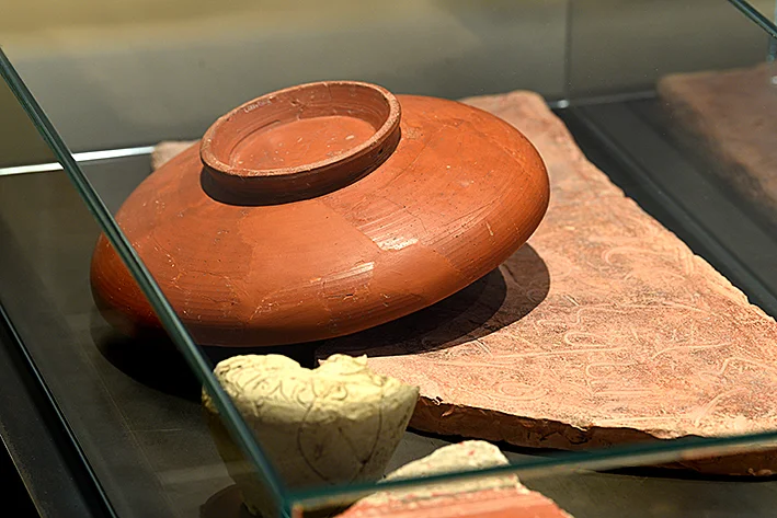 Stadt Land Fluss Blick in Ausstellung  05.JPG