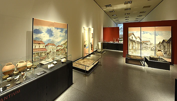 Stadt Land Fluss Blick in Ausstellung  26.JPG