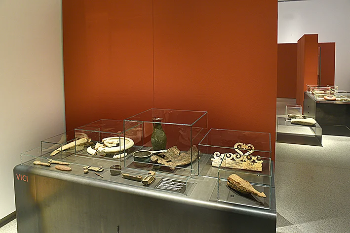 Stadt Land Fluss Blick in Ausstellung  42.JPG