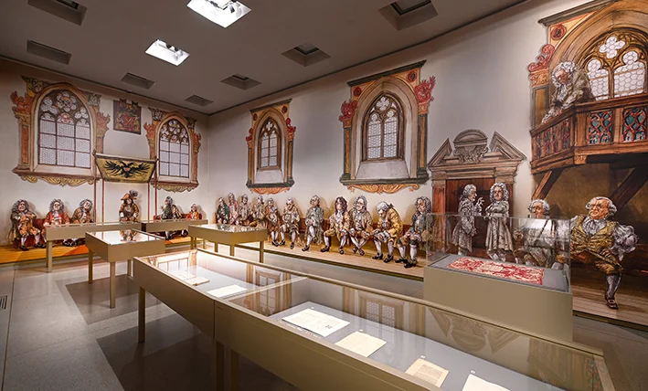 1719 - 300 Jahre Liechtenstein Blick in Sonderausstellung 77.JPG