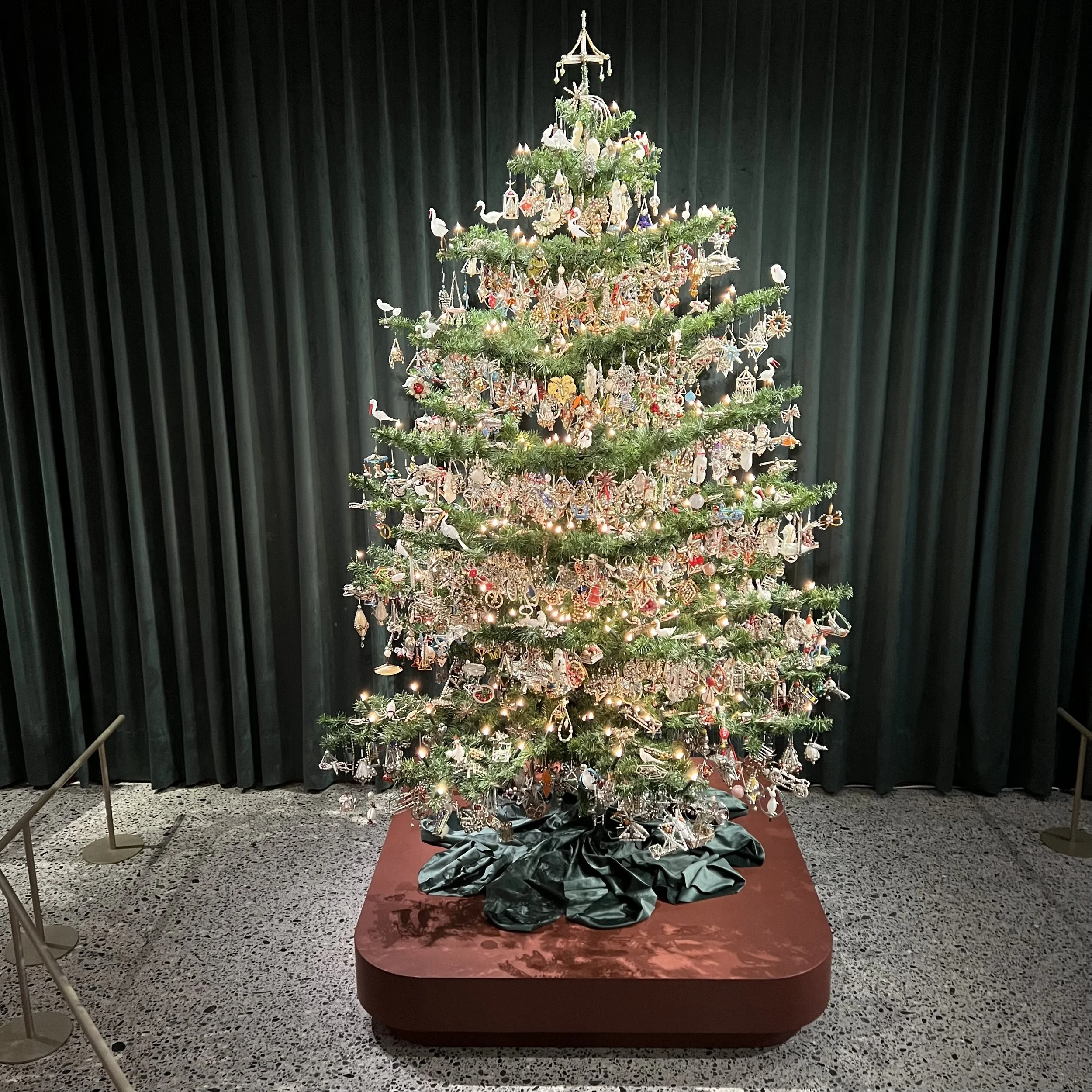 LLM_Der Weihnachtsbaum des Herrn Joseph_gschart_001.jpg