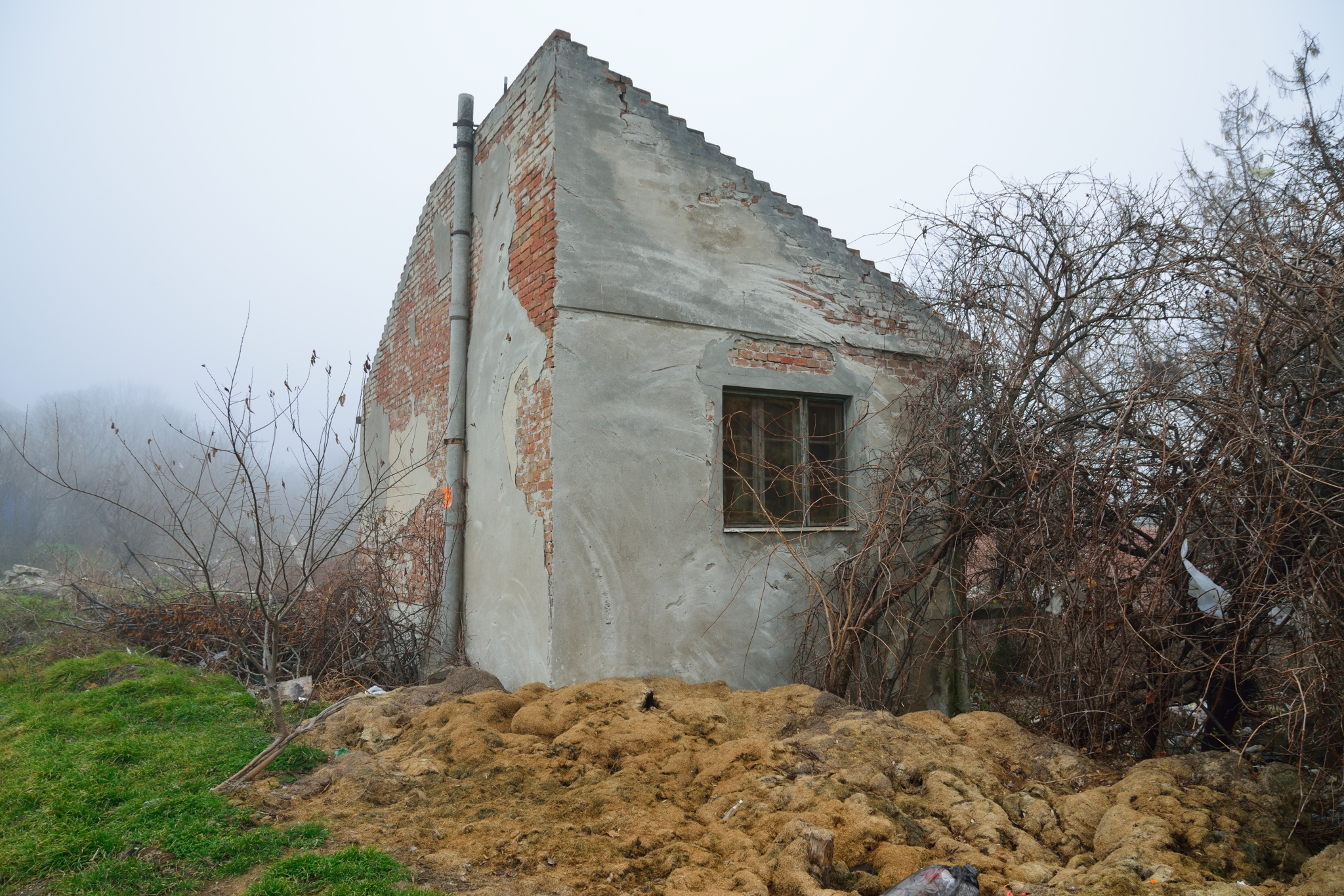 Illegally built house, near Central Prison.