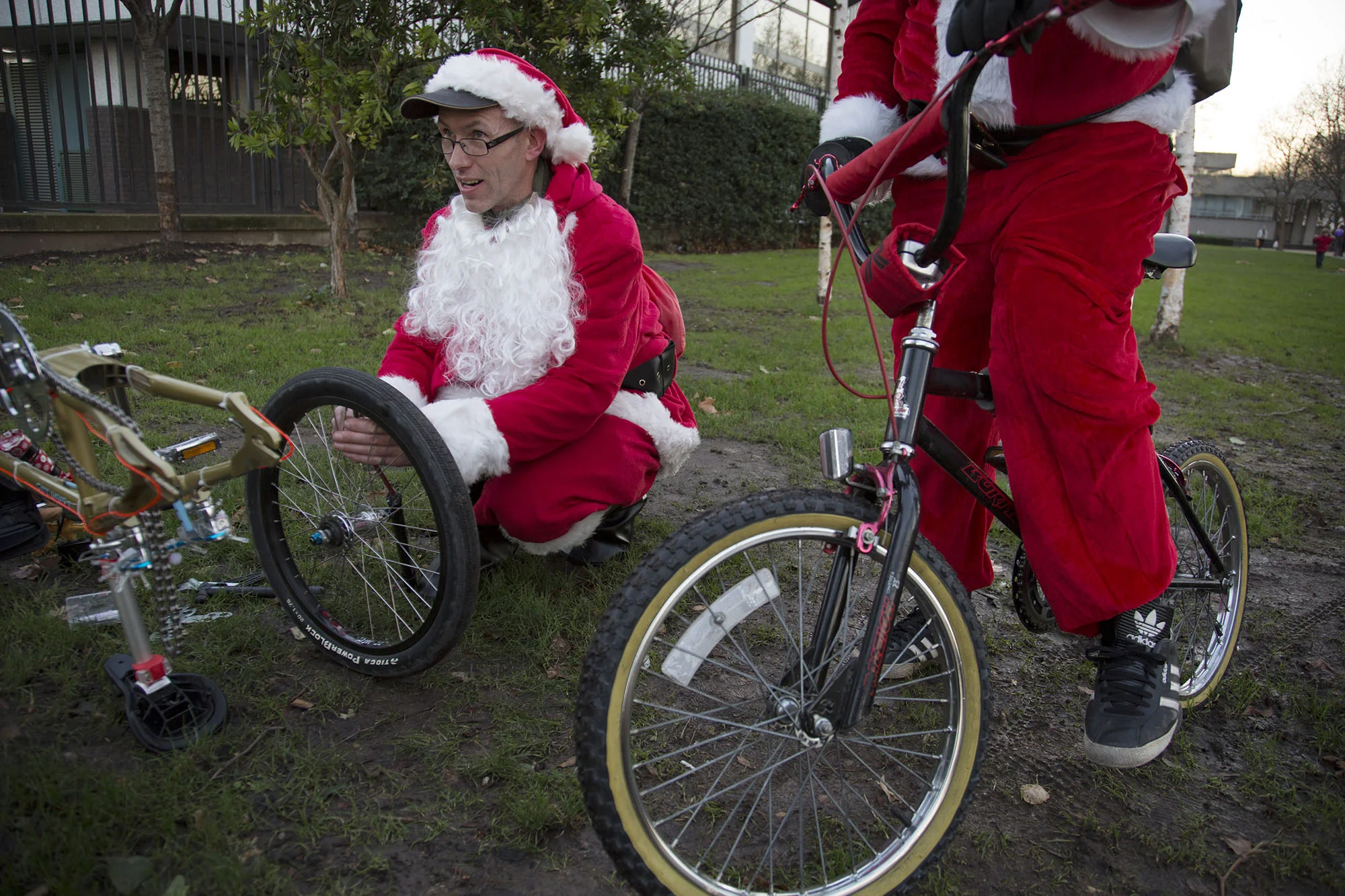 Old School BMX Life, Santa Cruise charity day.