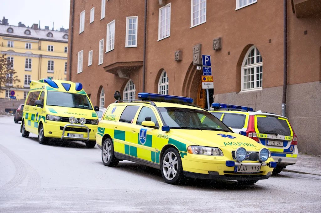 Ambulans och Polis vid Lovisagatan