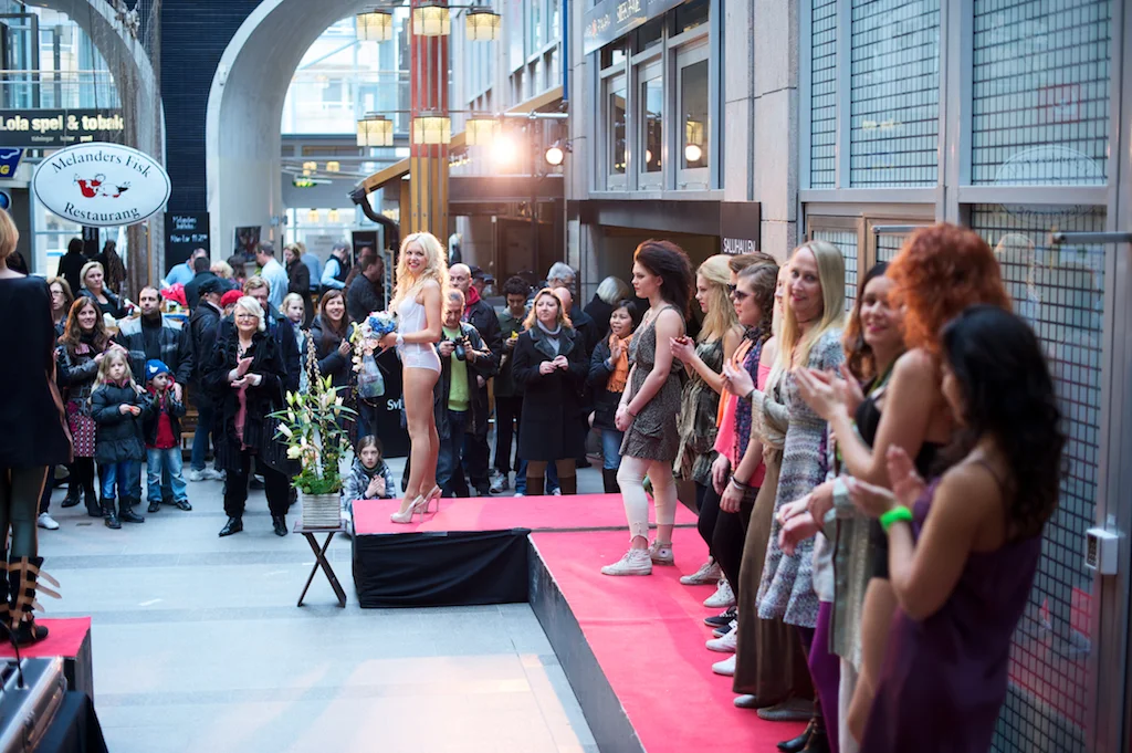Söderhallarna - Vårfest med modevisning