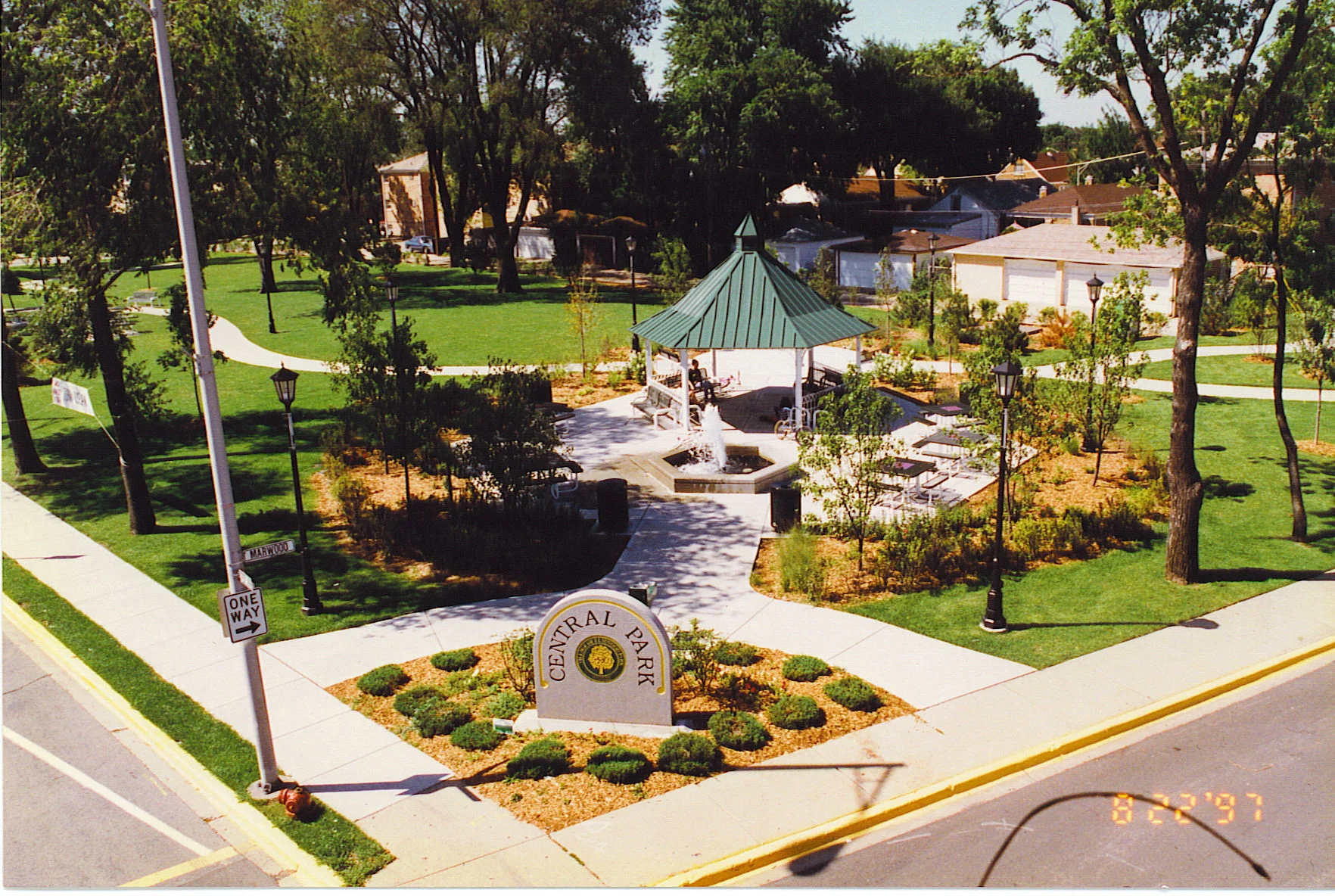 ElmwoodPark.JPG