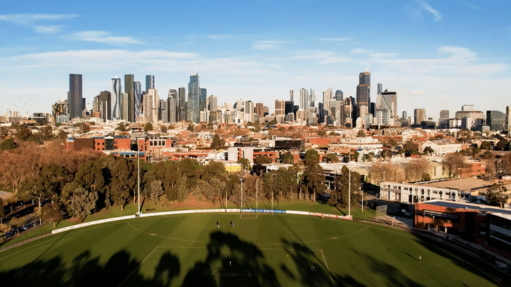 PUMA x KANGAROOS-high.gif