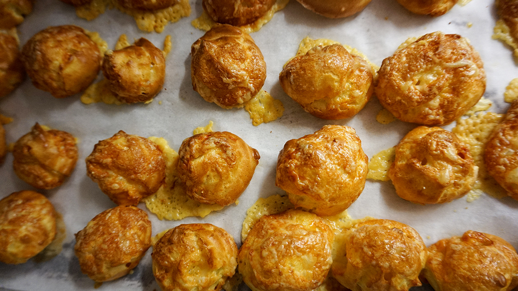 canape gougeres web.jpg