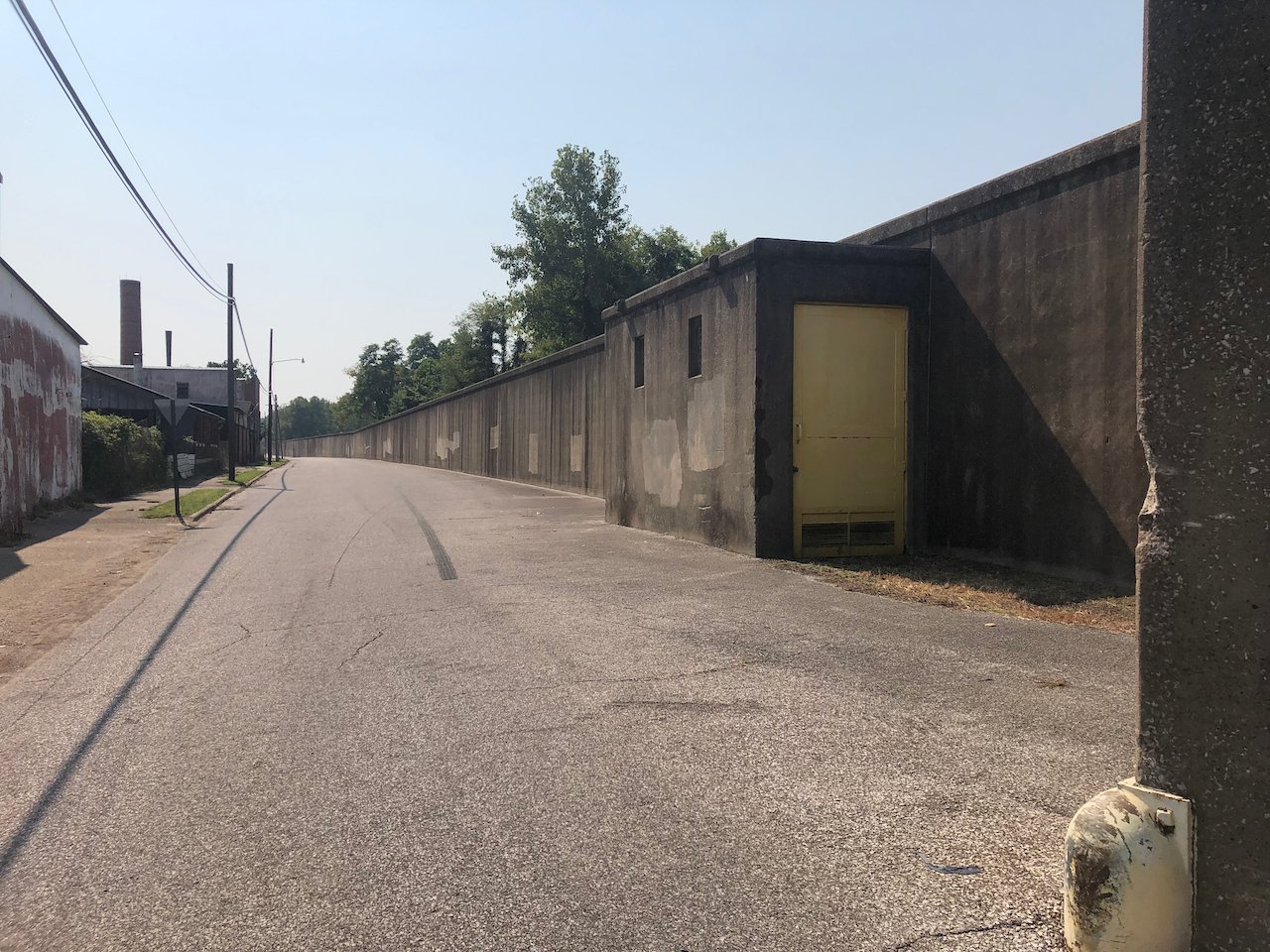 FRONT STREET FLOOD WALL THROUGH DOWNTOWN