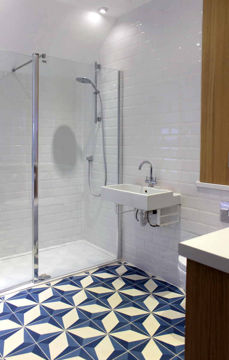 concrete_cement_patterned_encaustic_tiles_moroccan_bathroom_rogue_designs_oxford_2