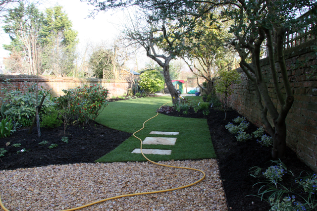 rogue-designs.garden1.png