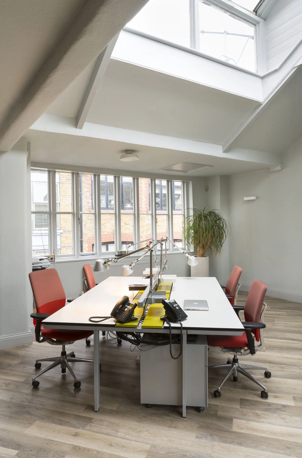 commercial_offices_interior__design_rogue_designs_05.jpg