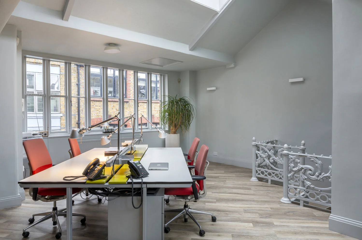 commercial_offices_interior__design_rogue_designs_06.jpg