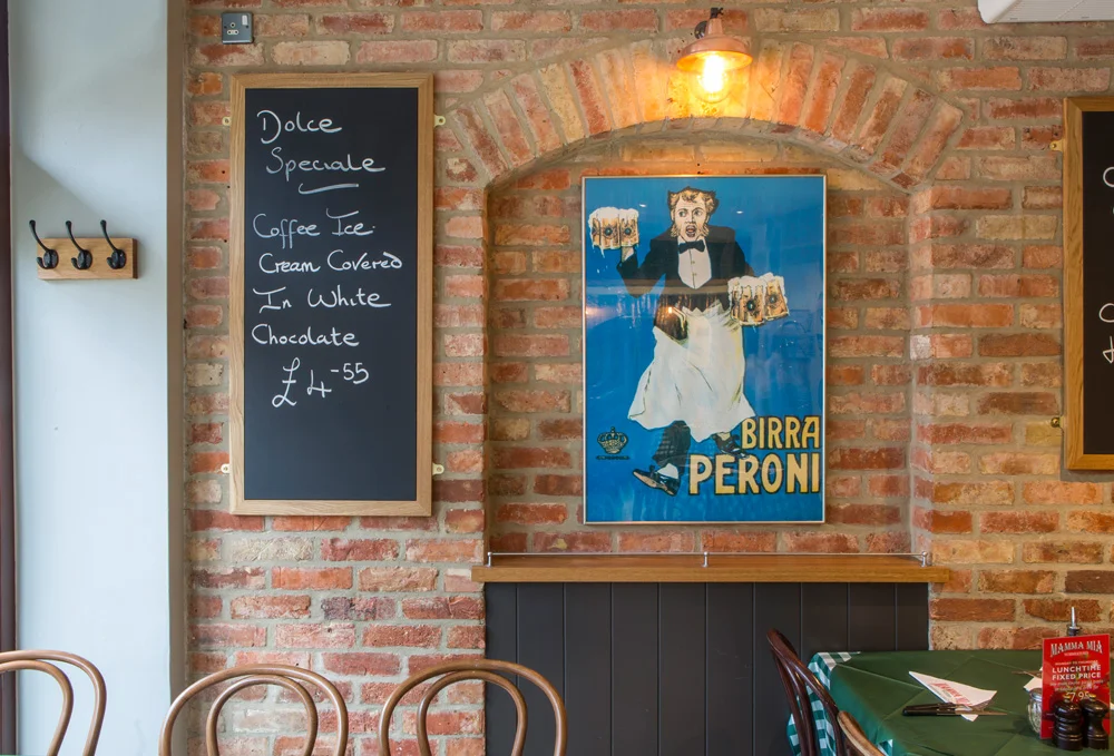 Mamma_Mia_restaurant_design_oxford.jpg