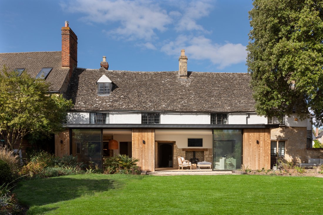 Glass extension to Listed building Eynsham KD Design Rogue Designs6.jpg