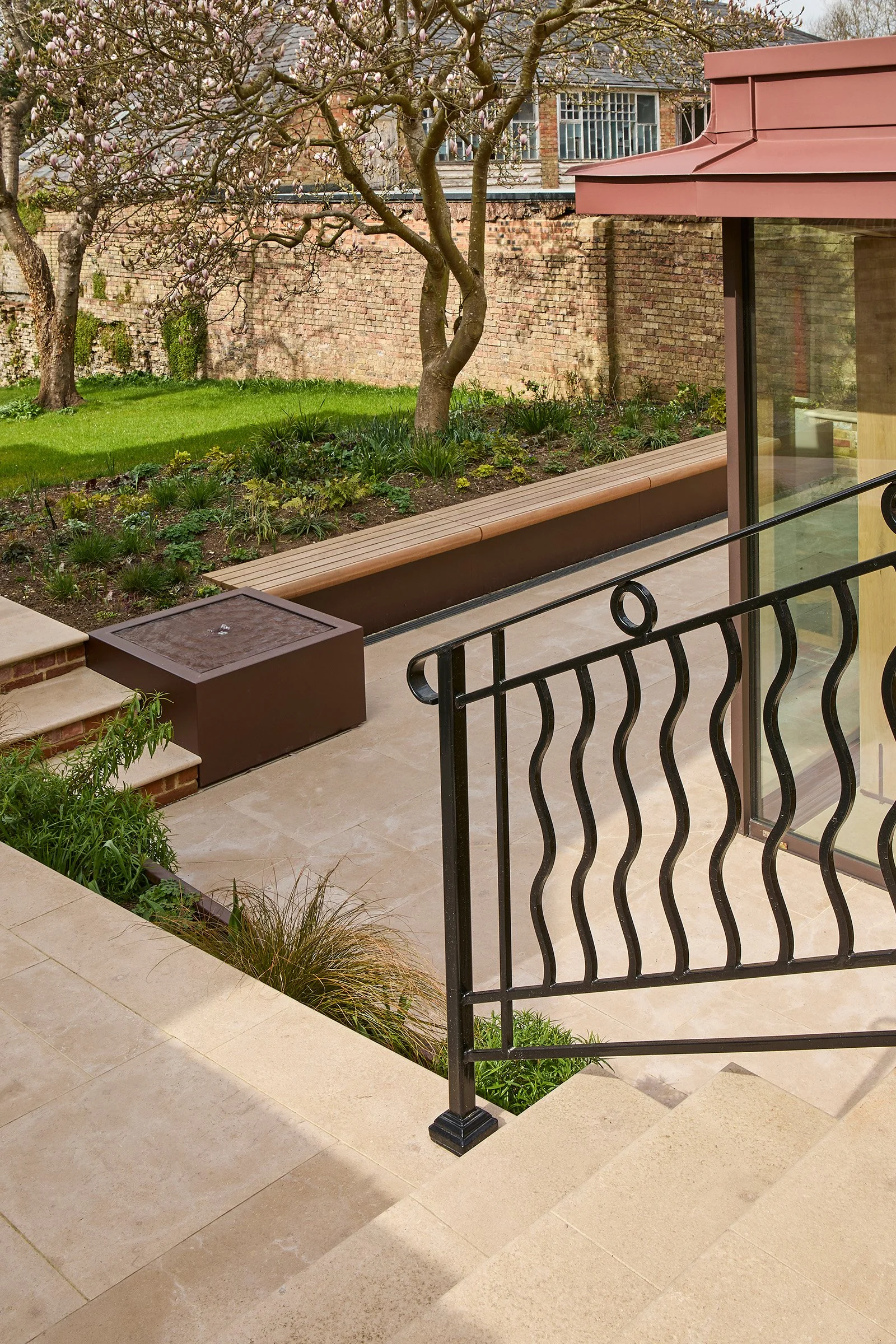 Rogue Designs_cast iron railings North Oxford9.jpg