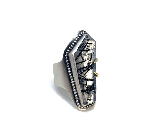 Linear Tourmalinated Quartz 