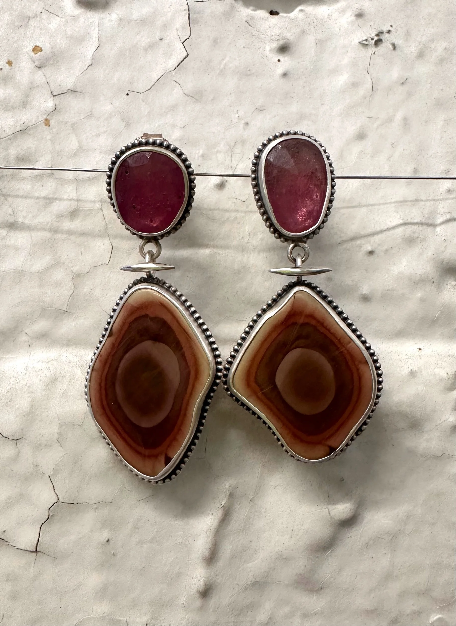 00754336-6C9D-4265-A686-C9DA5B5A2DDA