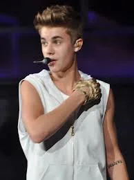 Justin Bieber Needs to Brush Up on his Etiquette