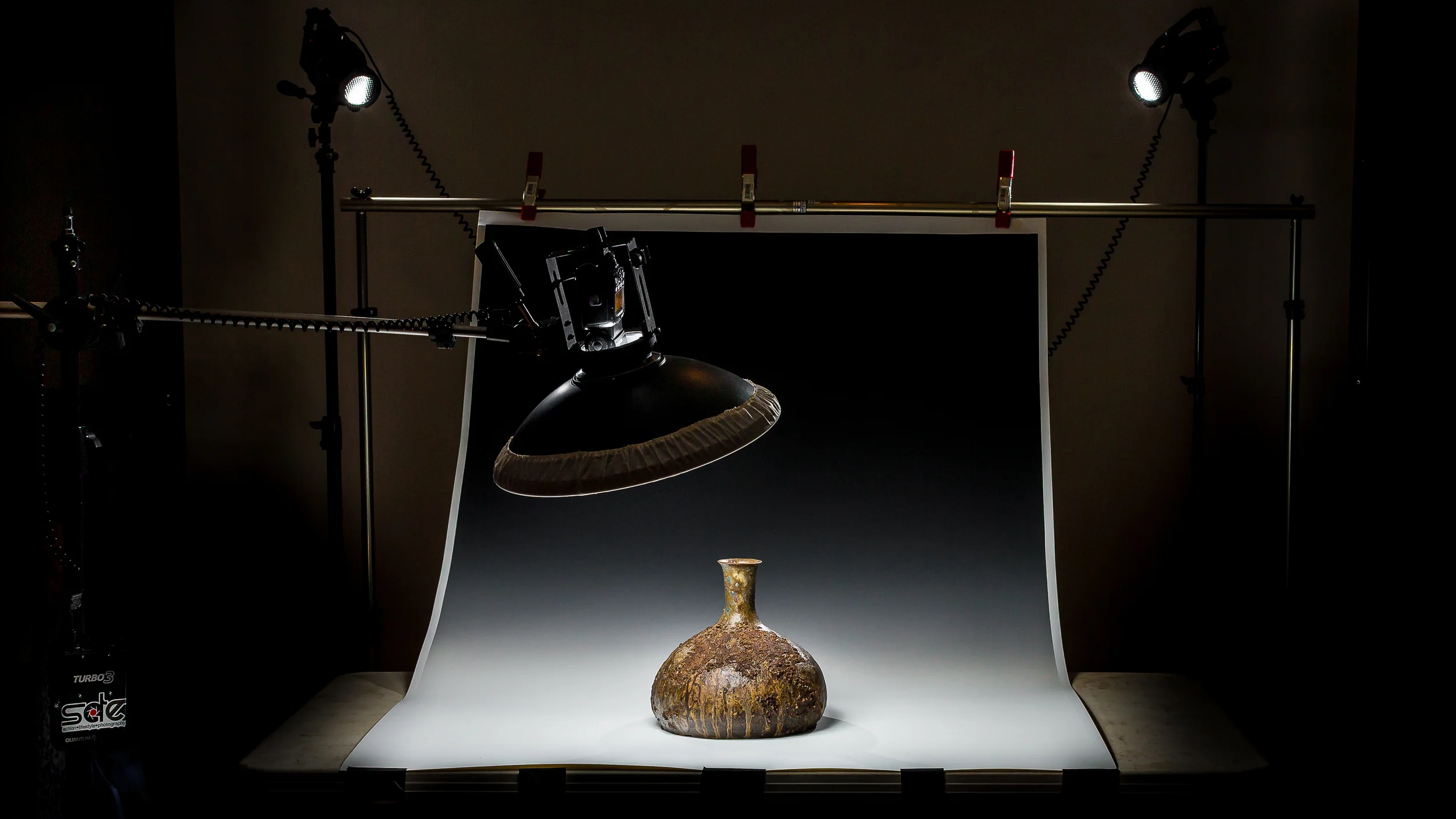 Nick Campbell of Steven Diamond Elements has been a good friend and supporter of my work. Here is the setup Nick has used to photograph my work. Nick's subjects often include action sports. You can follow him on Facebook here .