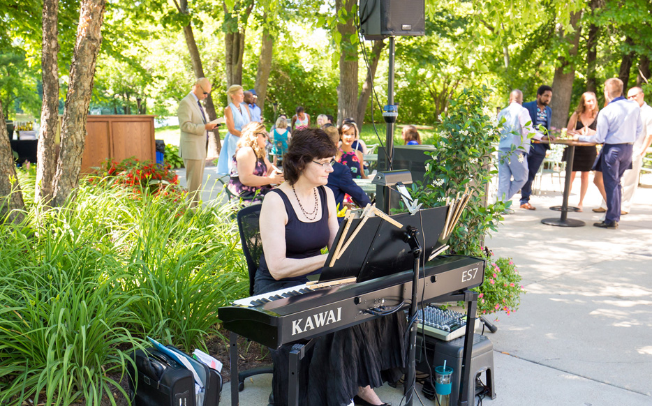 Wedding Ceremony & Cocktail music provided by Sharon Planer, Pianist for Parties, at Bearpath Golf & Country Club.