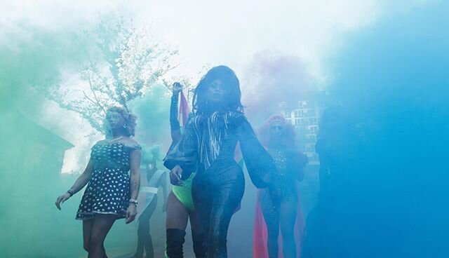 We are SO excited to bring you the first in a series of Mod Bettie intern guest Blogs!

PRIDE was a riot, by Mod B marketing intern Holly Engel. (Blog link in our bio.) HAPPY PRIDE!
❤️🧡💛💚💙💜