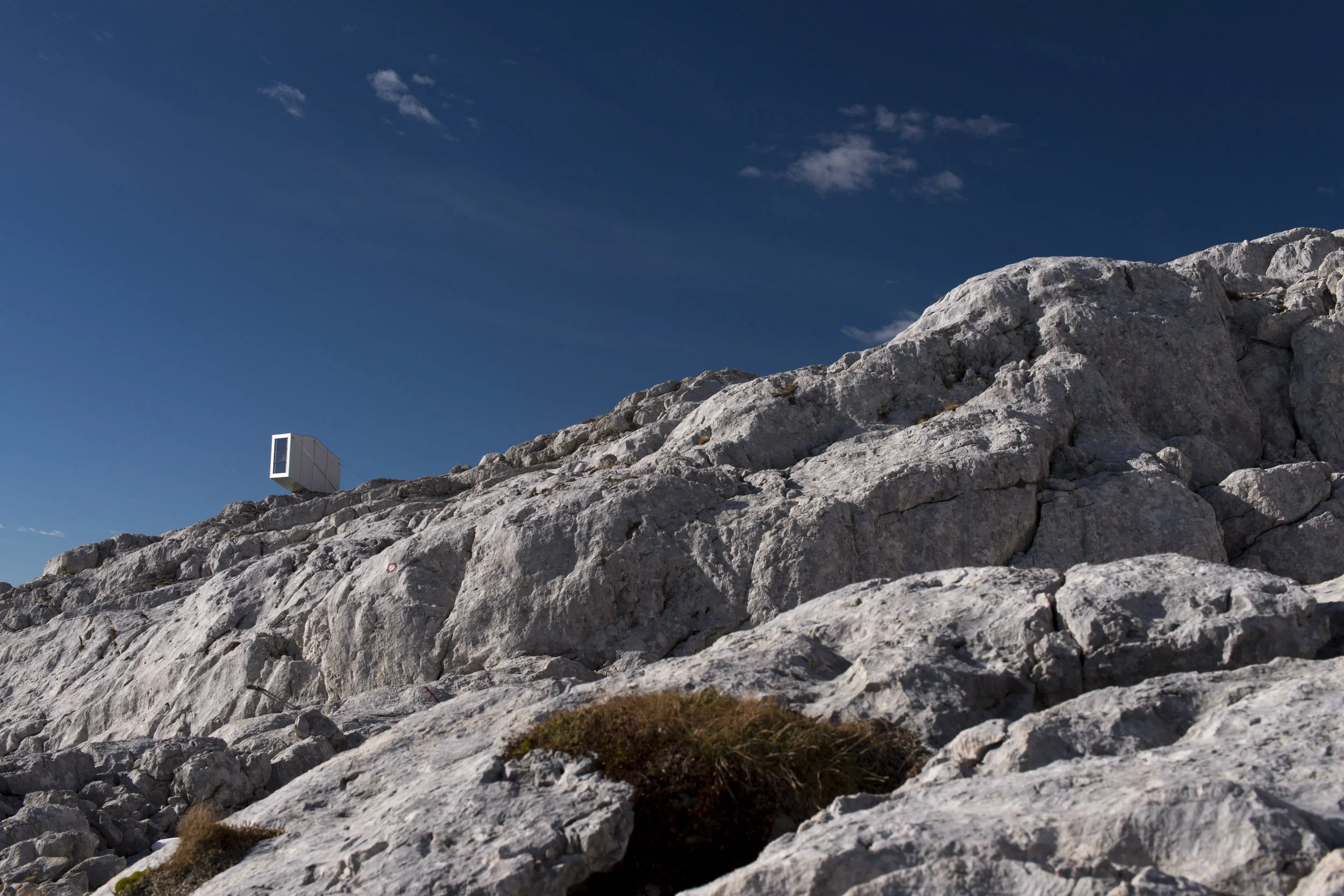 WINTER-CABIN-MOUNT-KANIN_OFIS_a_FOTO@JANEZ-MARTINCIC__22.jpg