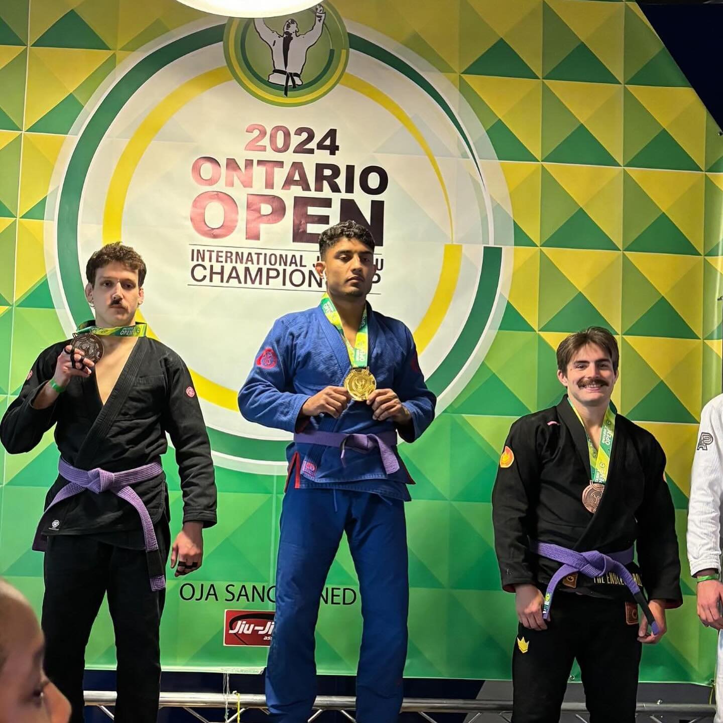 F&eacute;licitations Coach Sam @roussbjj 2e place au Ontario Open 🥈 et bravo &agrave; Jean-S&eacute;bastien 1&egrave;re place 🥇!!! 👏👏👏 🎉